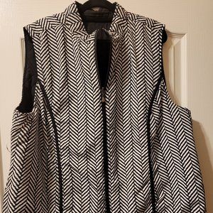 Avenue plus size woman's vest